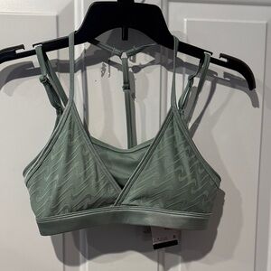 Women’s Size M Nike Light Support Sports/Training Bra~NWT